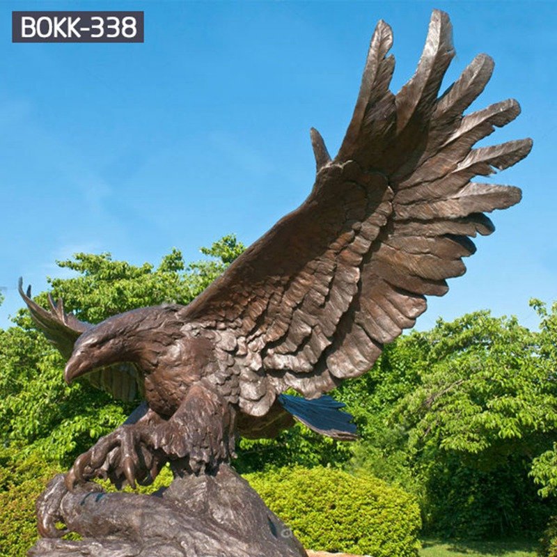 bronze American eagle sculpture (1)