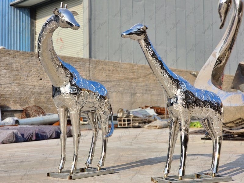 metal giraffe sculptures for sale (1)