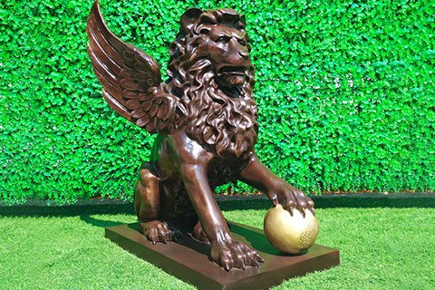 bronze winnged lion sculpture (3)